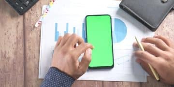Budgeting Apps vs. Spreadsheets: Which Saves You More? - Cover Image