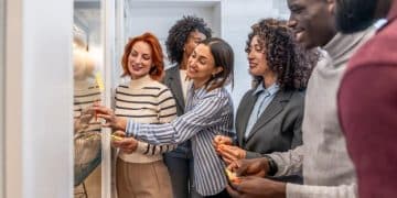 How US Businesses Can Boost Customer Experience & Loyalty - Cover Image